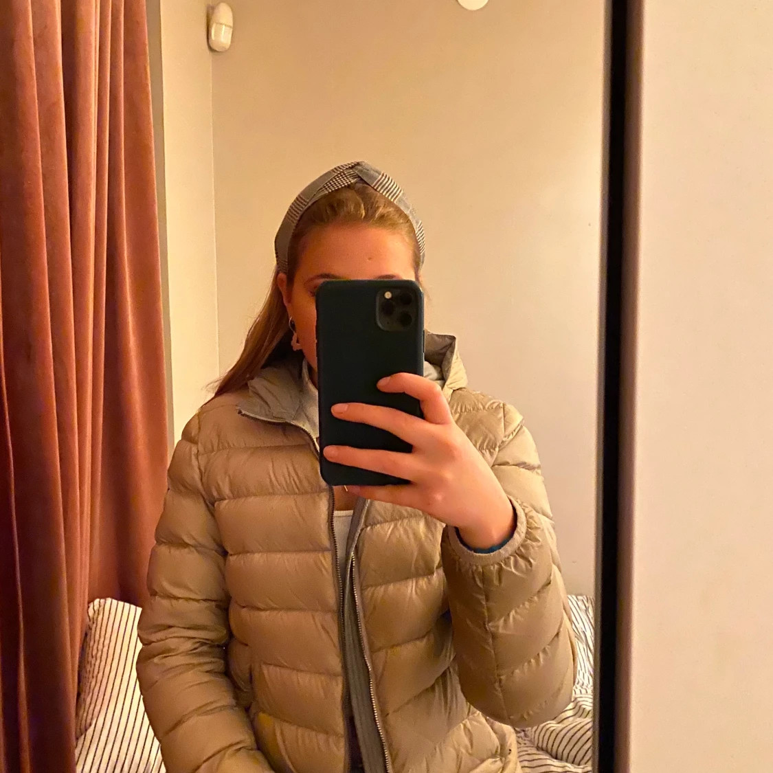 Command jacka säljes  - 90