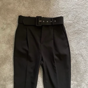 Kostymbyxor - Aldrig använda så i mycket fint skick