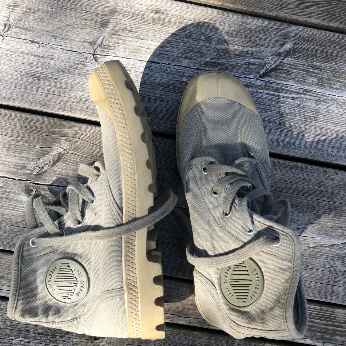 Grön/gråa Palladium