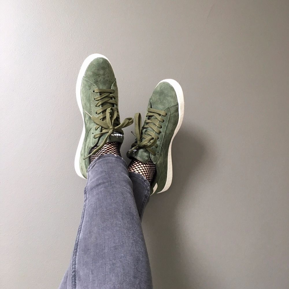 Gröna sneakers - Skor | Plick Second Hand