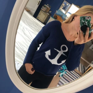  - Super skön stickad tröja från bondelid ⚓️ köparen står för frakten 