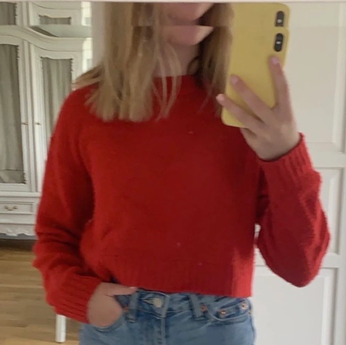 Stickad röd tröja  - 90