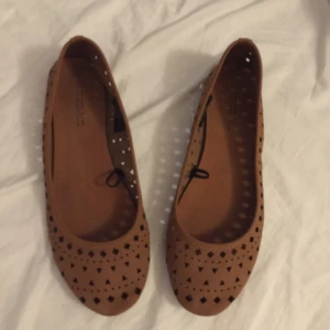  - Skor från hm, använda en gång 