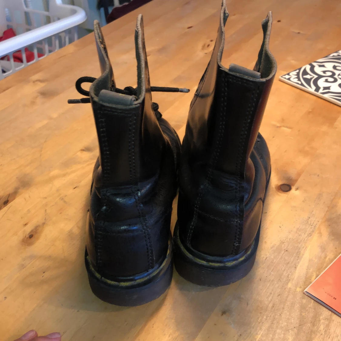  vintage doc martens - 90