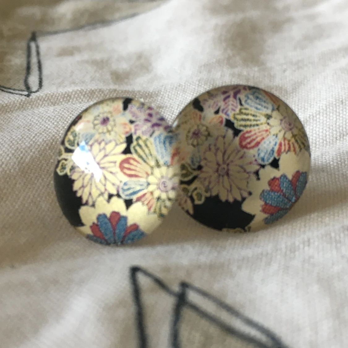 Blommiga örhängen - 90