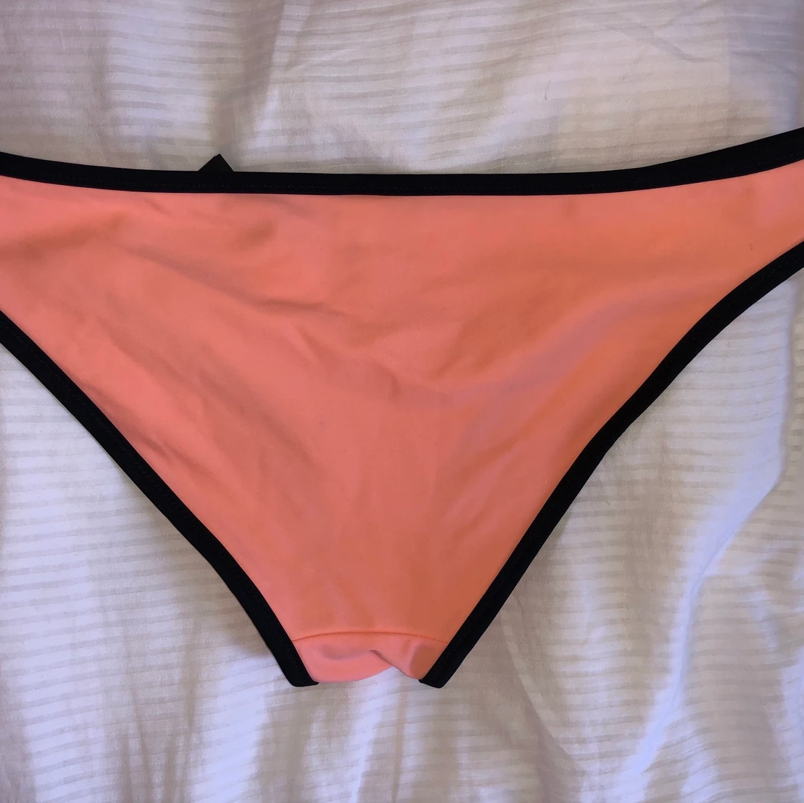 APRIKOS BIKINITROSOR - 90