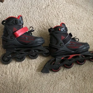 Inlines stel. 35-38 - Jag säljer mina inlines pågrund av att de inte används längre. De går att ställa storleken på så att de kan vara mellan storlek 35 och 38. 50 kr + frakt