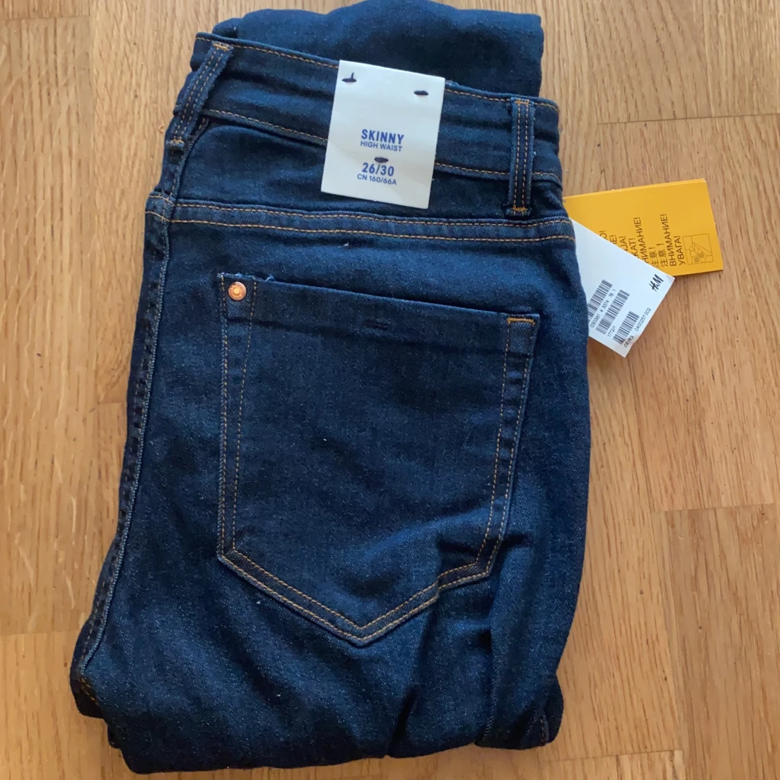 HM Skinny high waist jeans