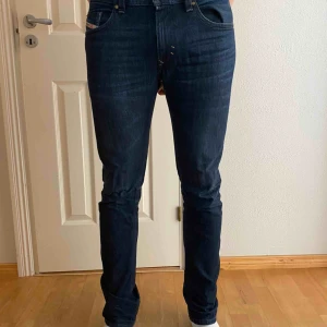  - Diesel Jeans som knappt är använda. Frakt tillkommer, priset kan diskuteras! 