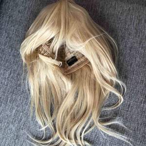 Blond peruk