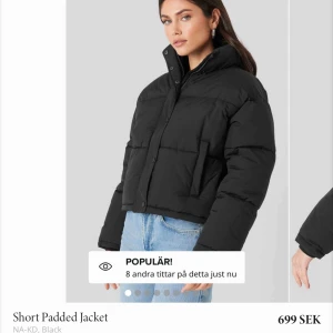  - Som ny jacka från nakd. Köptes i vintras användes 1-2 gånger. 