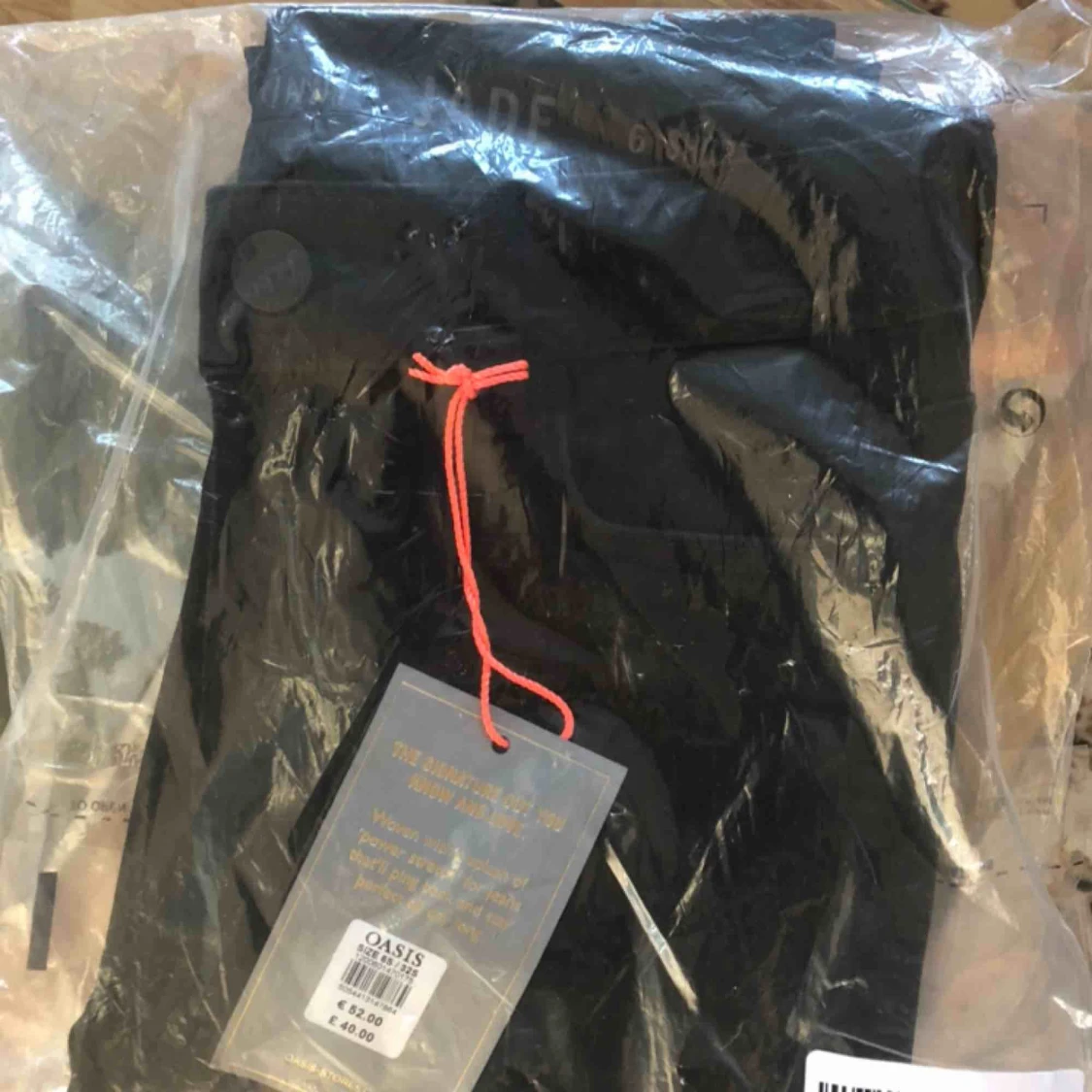 Svarta skinnyjeans från Osis - 91