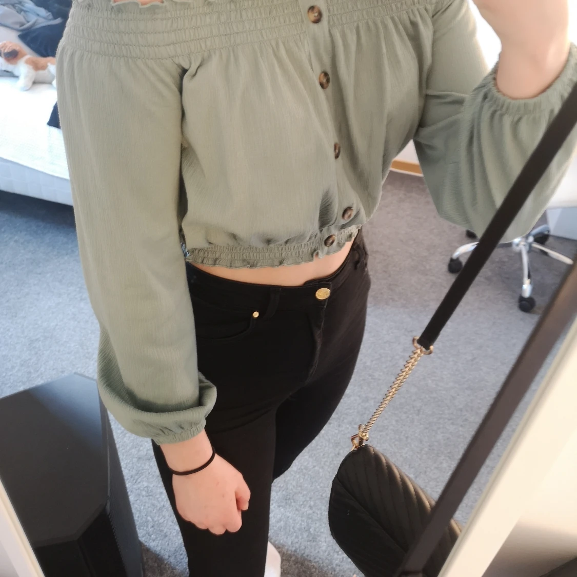 Grön off shoulder från H&M - 90