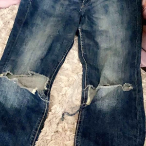  - Säljer mina fina jeans från HM.