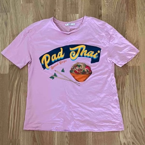  - Tröja köpt från Pull&Bear i bra skick