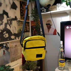  - Aldrog någonsin använd aka topp skick. Frakt 42kr