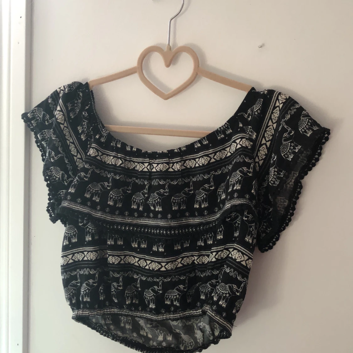 Söt off-shoulder topp!