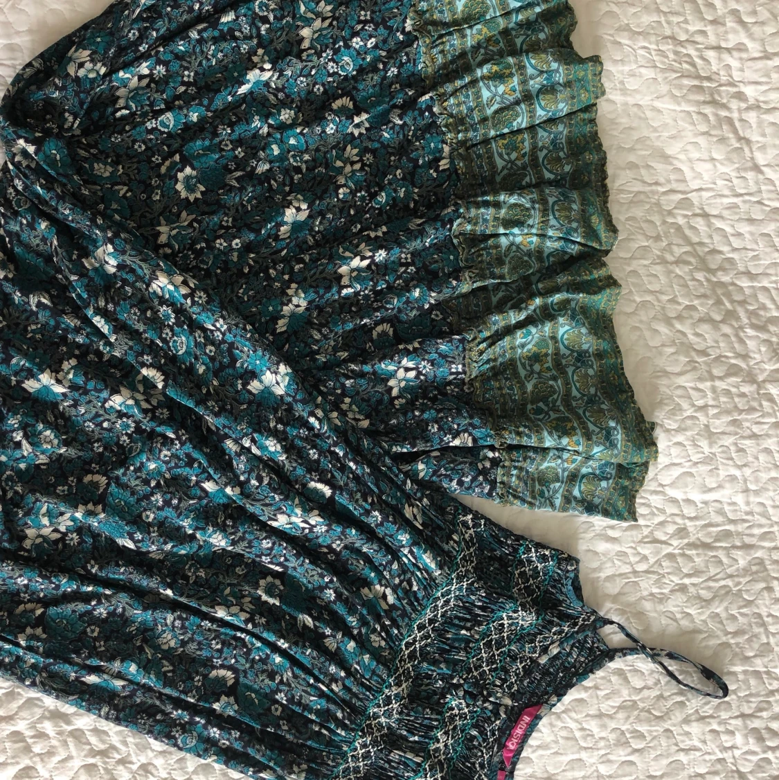 Blommig långklänning strl S