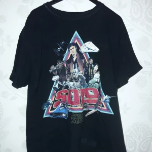 star wars tröja - vintage starwars tröja. använd några gånger kondition 9/10