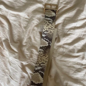 Bälte från gina - Snyggt Midjebälte från gina storlek xs/s, aldrig använt. 40 kr inkl frakt