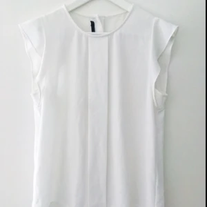  - ✨ Topp från Åhlens ✨ Storlek 36 ✨ Betalning via swish & jag fraktar