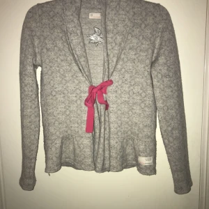  - Säljer en Odd Mollykofta, ej använd ofta, ser helt ny ut. Ordinarie pris 1800kr