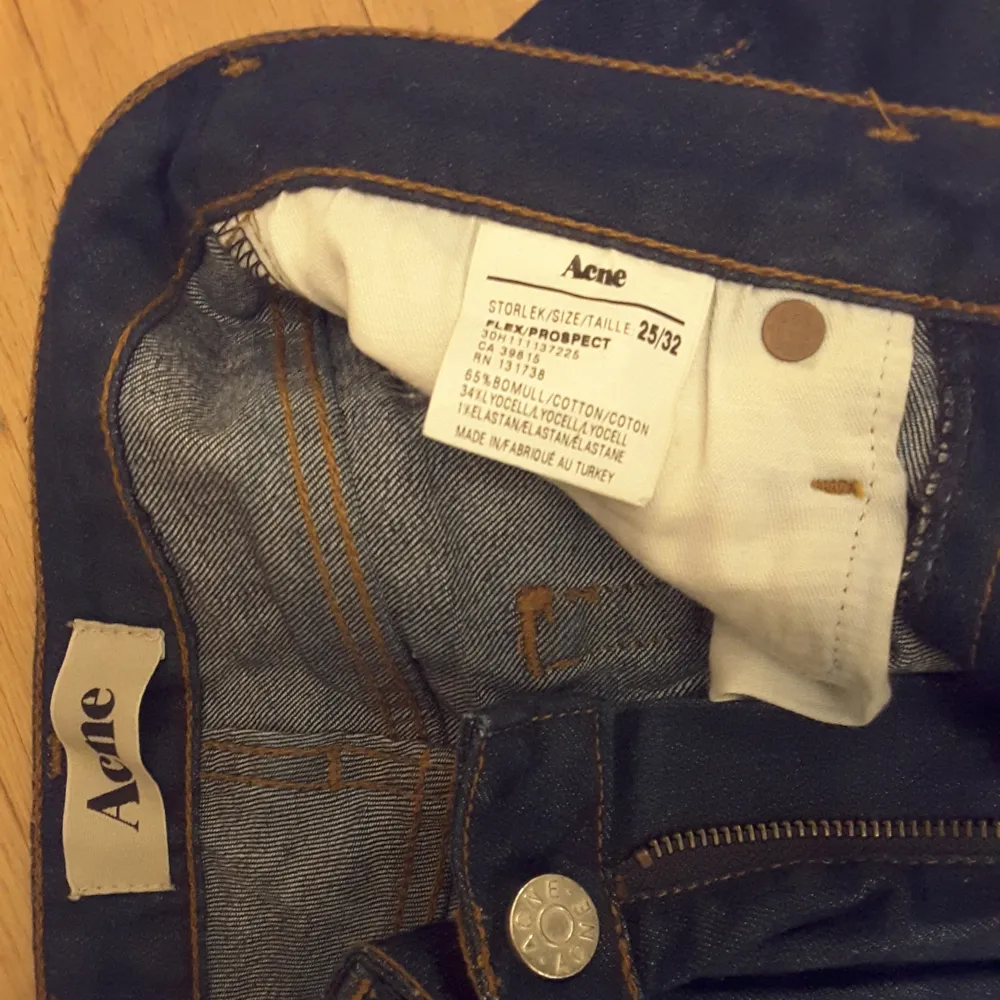 Acne jeans i nyskick . Jeans & Byxor.