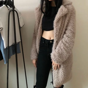  - Fluffig jacka från new yorker Nypris: 279:- Mitt pris: 170:-