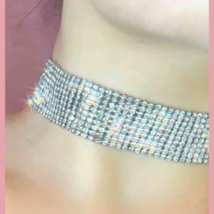 Y2K choker - 🌟 Nedsatt pris, doneras snart!🌟 Bling choker ✨
