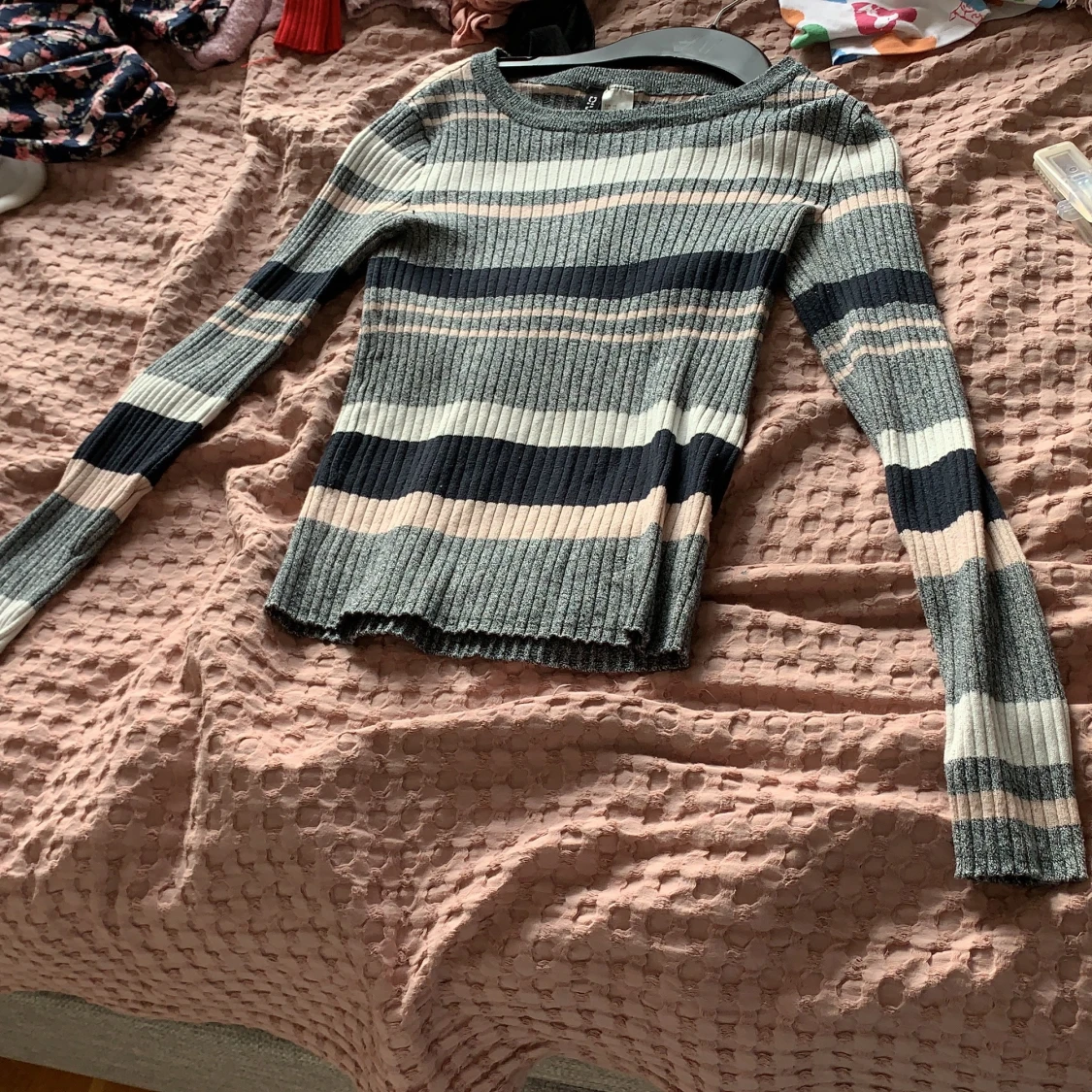 Randig långärmad tröja