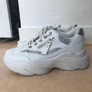 Chunky sneakers - Som nya, använda 2 gånger. 79kr för frakt 