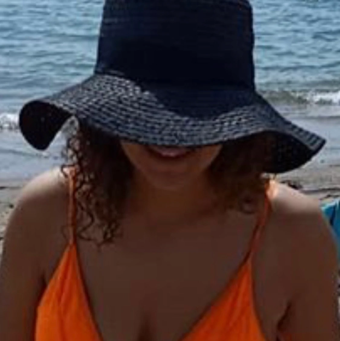 Svart Strandhatt - 91