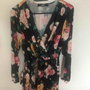  - Klänningen är använd endast en gång