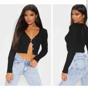  - Så snygg topp från prettylittlething🌪