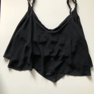 Linnen - Linnen från forever 21. Storlek S