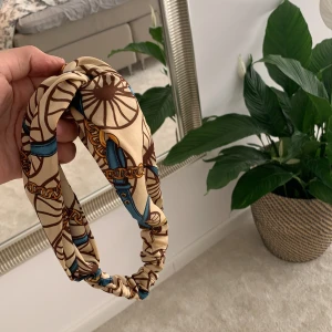 Raglady hårband - Snyggt hårband från raglady by tara