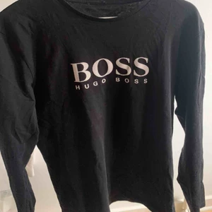  - Hugo Boss tröja