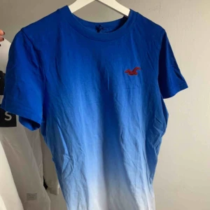  - Hollister T-shirt i gott skick 