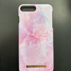 Ideal of Sweden skal - IPhone skal 7/8 plus. Frakt tillkommer 