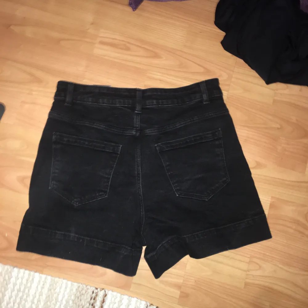 Köpta på Zara. Shorts.