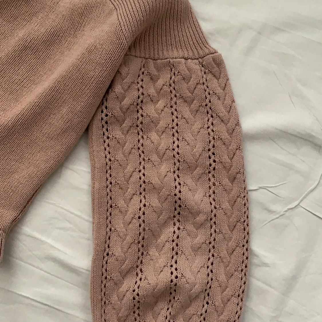 Off-shoulder tröja - 91