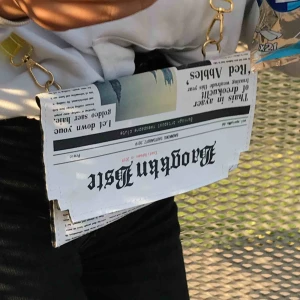  - En fin kuvert väska som inte kommer till användning för mig så säljer vidare