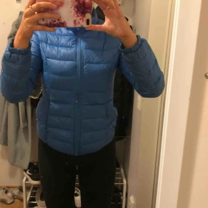  - Dunjacka i mycket fint skick!