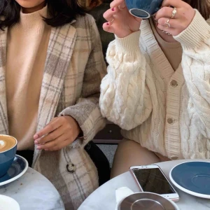  - Rutig kappa använd fåtal gånger