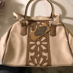  - Fri frakt!aldrig använd