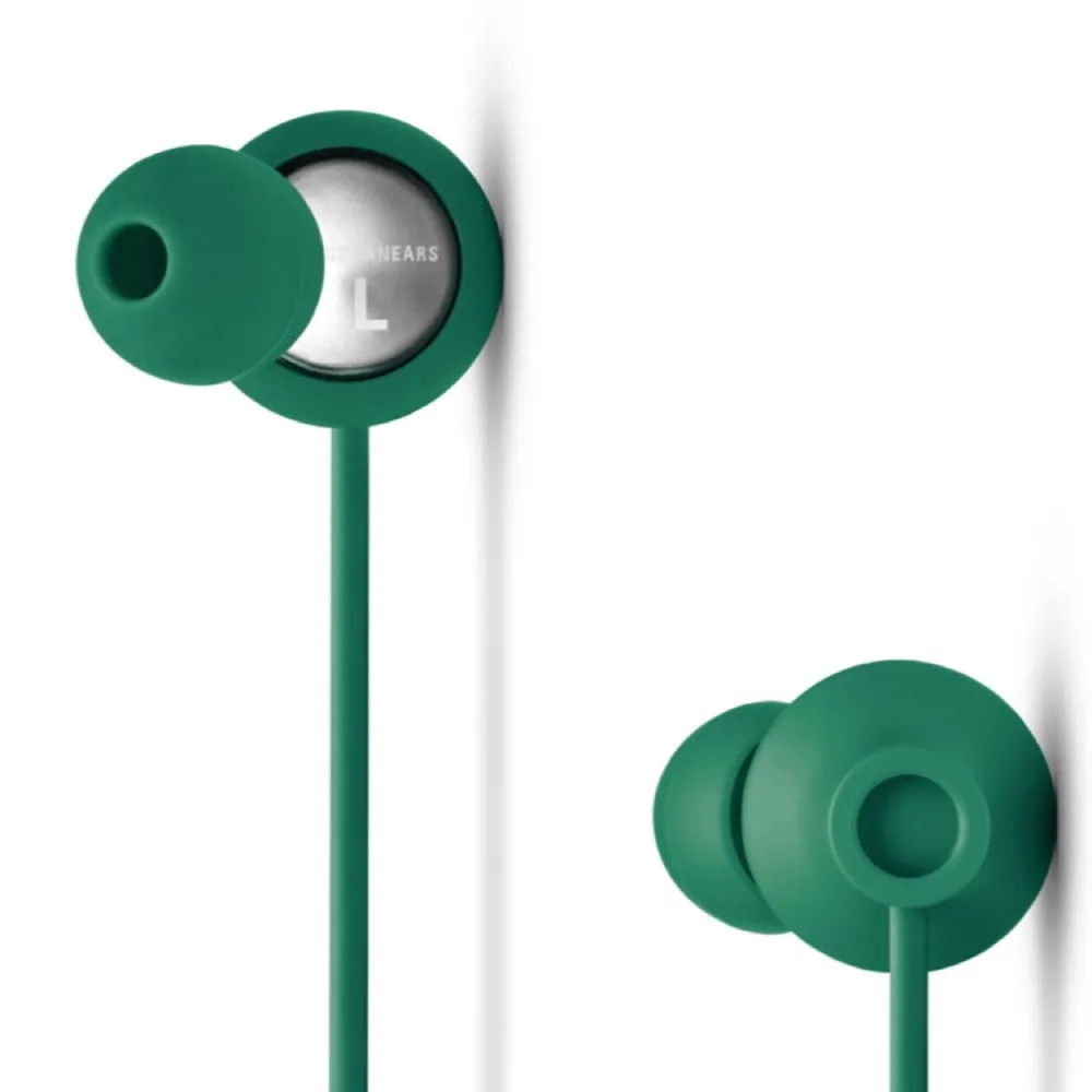Helt nya Urban Ears-in-ear-hörlurar i obruten förpackning! Kostar annars 399:- Säljer ett par grå och de här gröna. Kan mötas i Stockholms innerstad eller skicka med post. Passa på❣️☝️. Accessoarer.