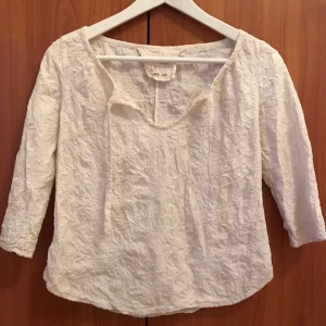  - Säljer en fin blus från Odd Molly i storlek XS. Inte använt särskilt ofta så den är i fint skick.
