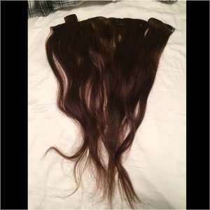  - Hår Clip on hårförlängning brun färg 6st totalt