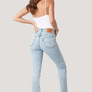 Levis 501 - Säljer nu mina jätte fina Levis jeans. Nytt skick, knappt använda 