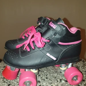 Roller skates från odyssey - Roller skates som är oanvända bara testade hemma i storlek 37/4